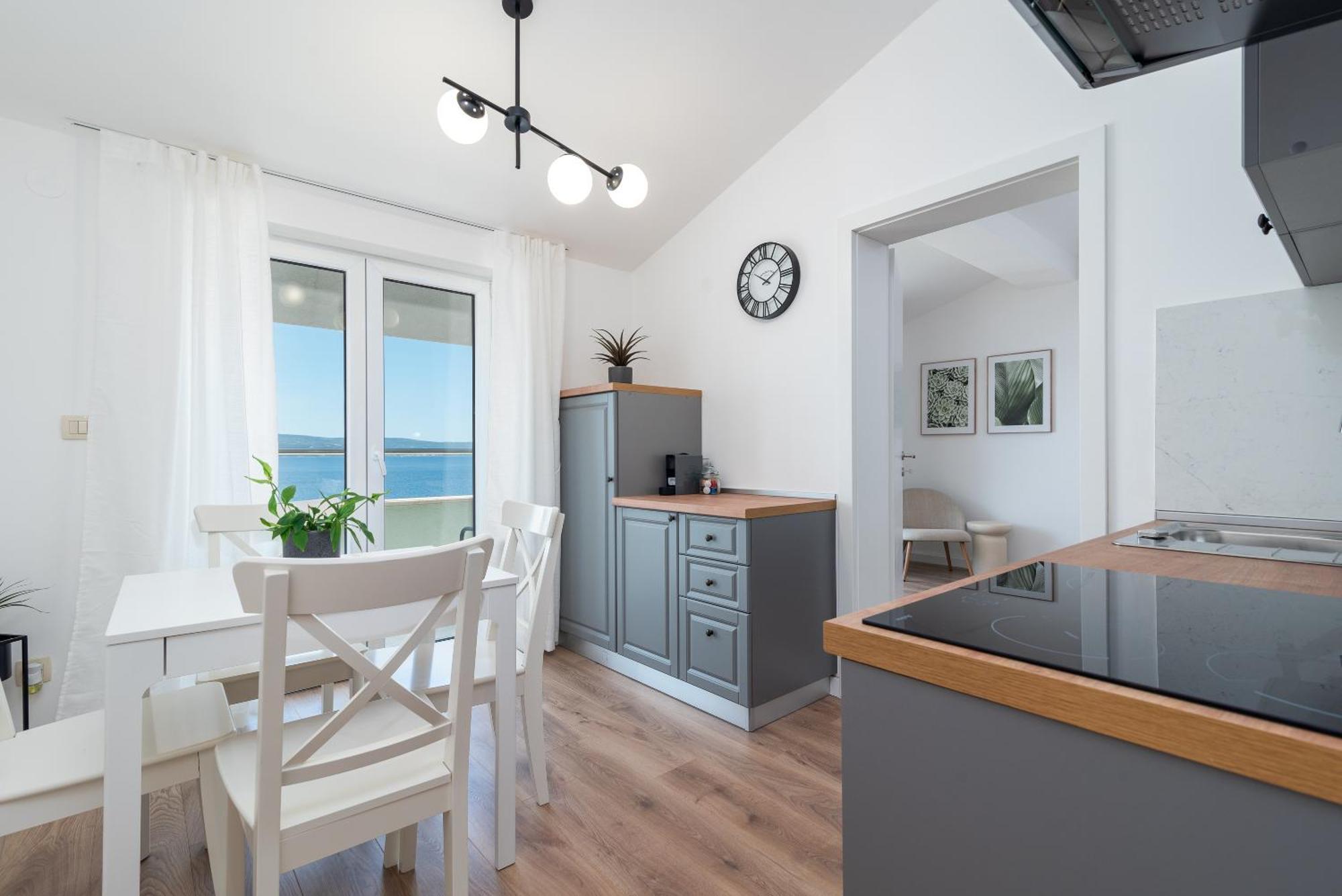 Sea View Apartment Karmen Jesenice  Exterior photo